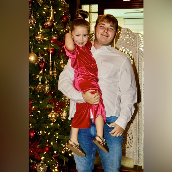 Meet your Posher, Staci - Picture 3 of 4